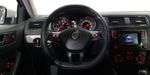 Volkswagen Jetta 2.5 COMFORTLINE MT BOLSAS AIRE DEL. Sedan 2017