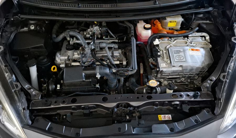 Toyota Prius C 1.5 HYBRID AUTO Hatchback 2018