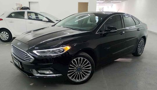 Ford • Fusion