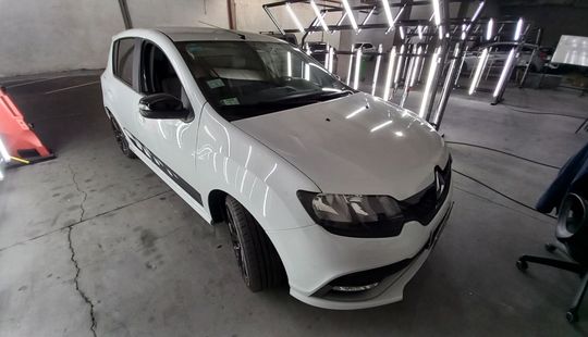 Renault • Sandero