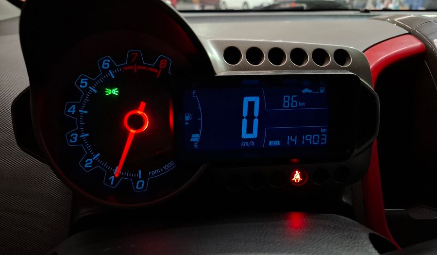 Chevrolet Sonic 1.6 LTZ Hatchback 2015