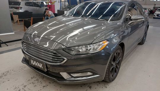 Ford • Fusion