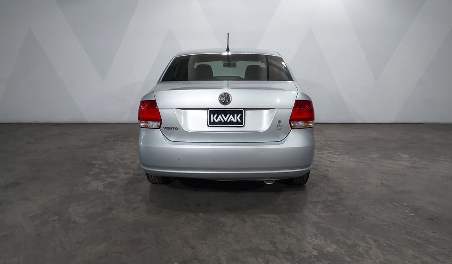 Volkswagen Vento 1.6 ACTIVE TIPTRONIC Sedan 2015