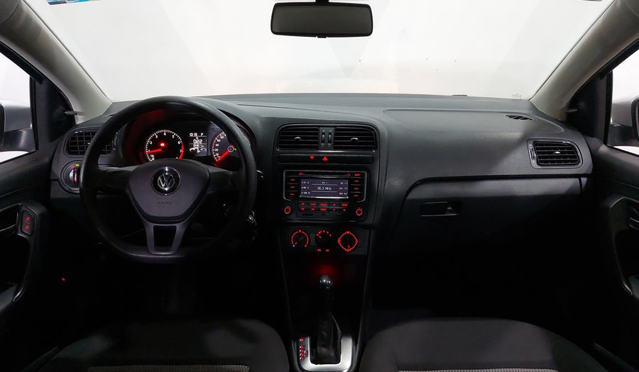 Volkswagen Vento 1.6 ACTIVE TIPTRONIC Sedan 2015