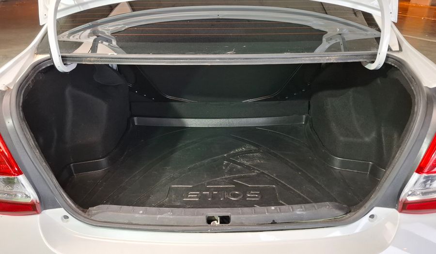 Toyota Etios 1.5 XLS PACK AUTO Sedan 2023