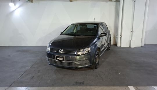 Volkswagen • Polo