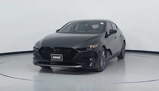 Mazda • Mazda 3