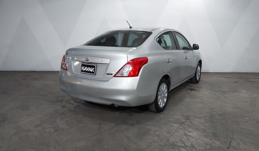 Nissan Versa 1.6 SENSE TA AC Sedan 2012