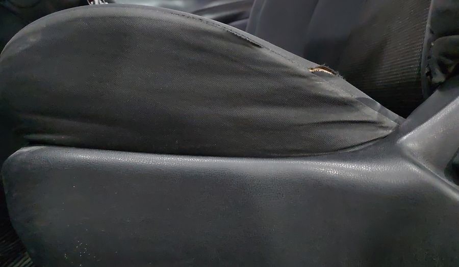 Nissan Versa 1.6 SENSE TA AC Sedan 2012