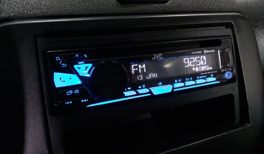 Nissan Versa 1.6 SENSE TA AC Sedan 2012