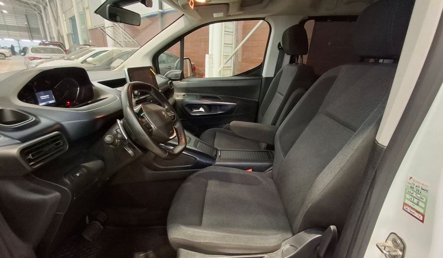 Peugeot Rifter 1.2 PURETECH 130 AUTO ALLURE Minivan 2021