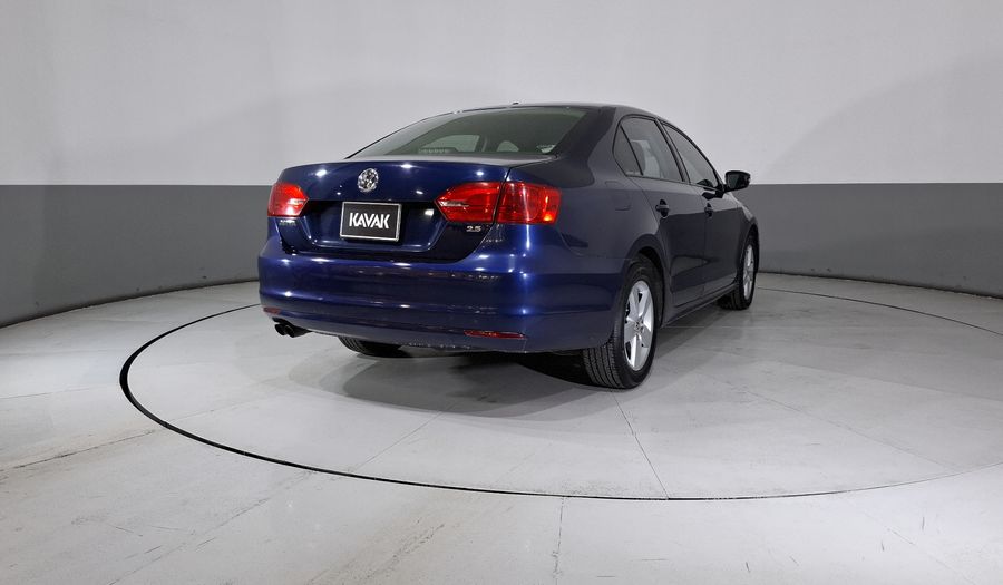 Volkswagen Jetta 2.5 TRENDLINE MT Sedan 2014