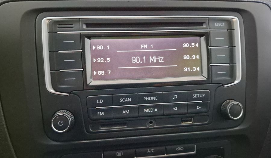 Volkswagen Jetta 2.5 TRENDLINE MT Sedan 2014