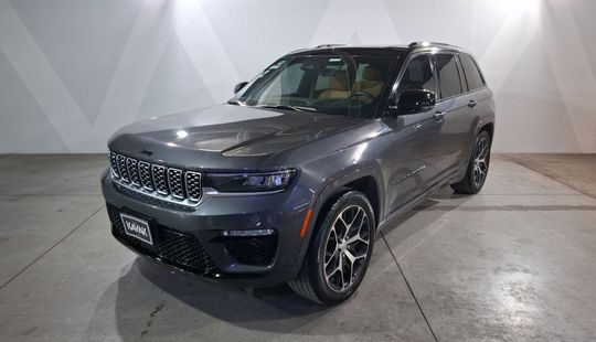 Jeep • Grand Cherokee