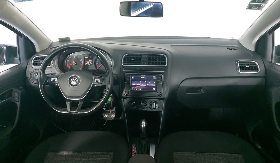 Volkswagen Polo 1.6 COMFORTLINE PLUS AUTO Hatchback 2021