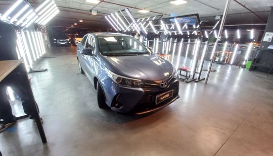 Toyota • Yaris