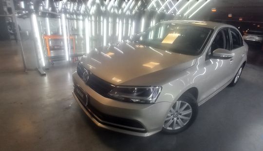 Volkswagen • Vento