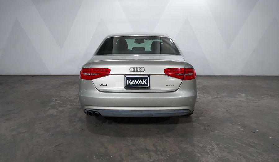 Audi A4 2.0 TFSI TRENDY PLUS MULTITRONIC Sedan 2013