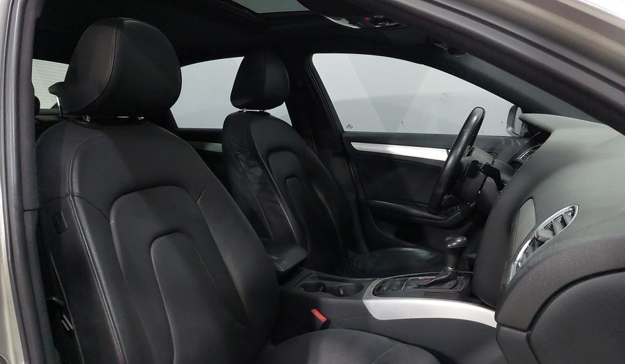 Audi A4 2.0 TFSI TRENDY PLUS MULTITRONIC Sedan 2013