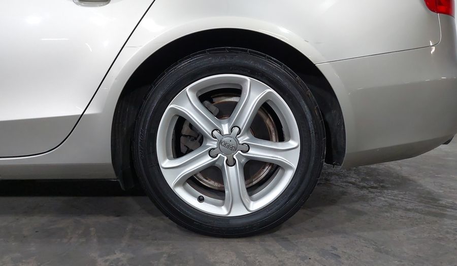 Audi A4 2.0 TFSI TRENDY PLUS MULTITRONIC Sedan 2013