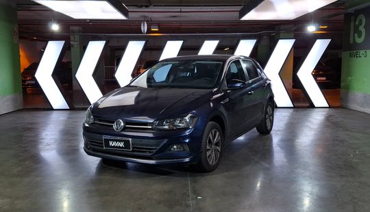 Volkswagen • Polo