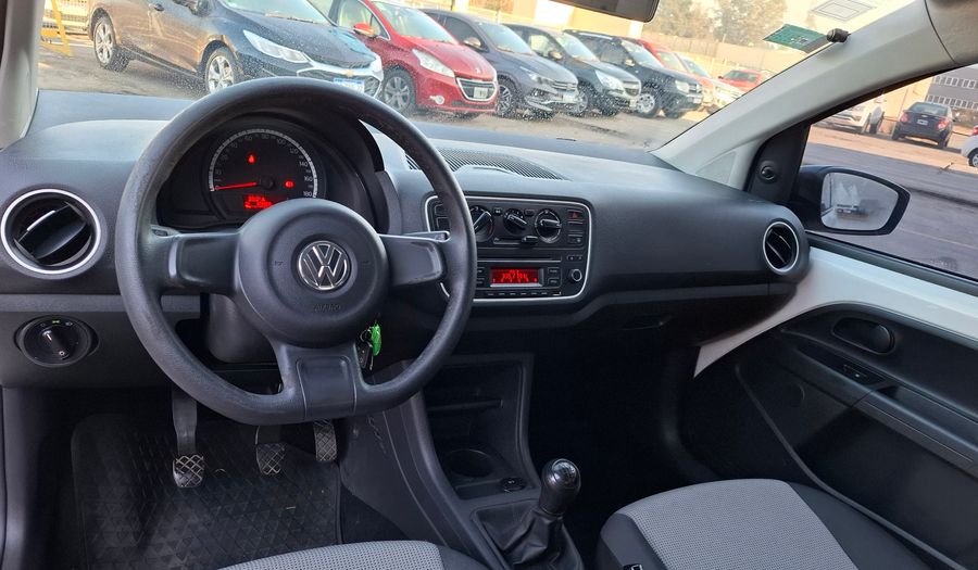 Volkswagen Up 1.0 TAKE UP Hatchback 2016