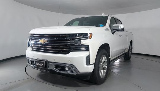 Chevrolet • Cheyenne