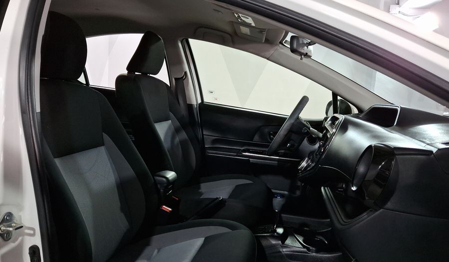 Toyota Prius C 1.5 HYBRID AUTO Hatchback 2019