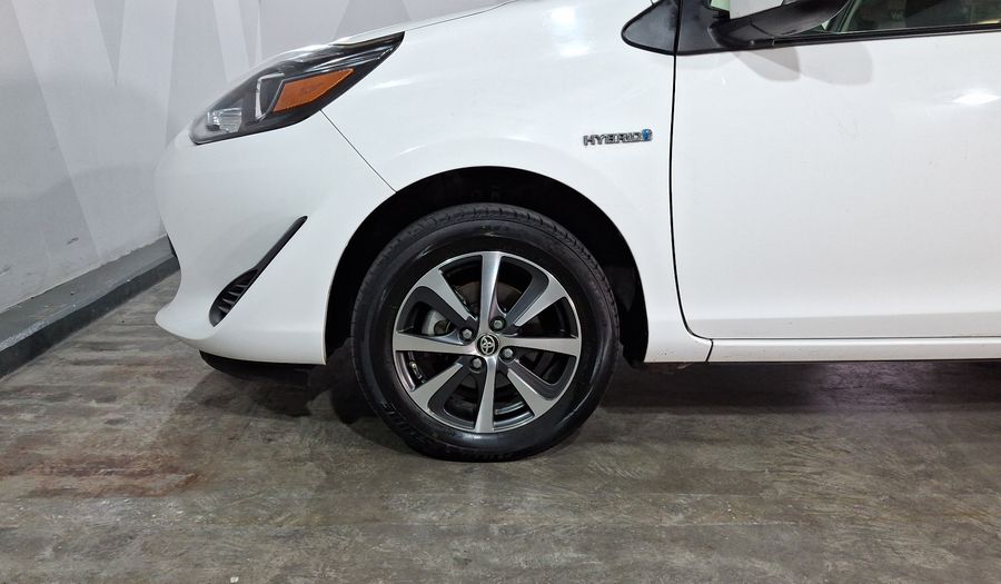 Toyota Prius C 1.5 HYBRID AUTO Hatchback 2019