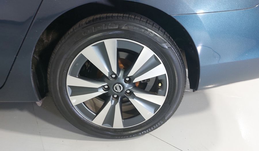 Nissan Sentra 1.8 EXCLUSIVE NAVI CVT Sedan 2017