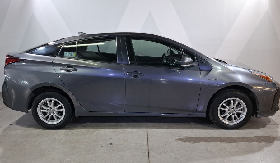 Toyota Prius 1.8 HEV BASE AUTO Hatchback 2021