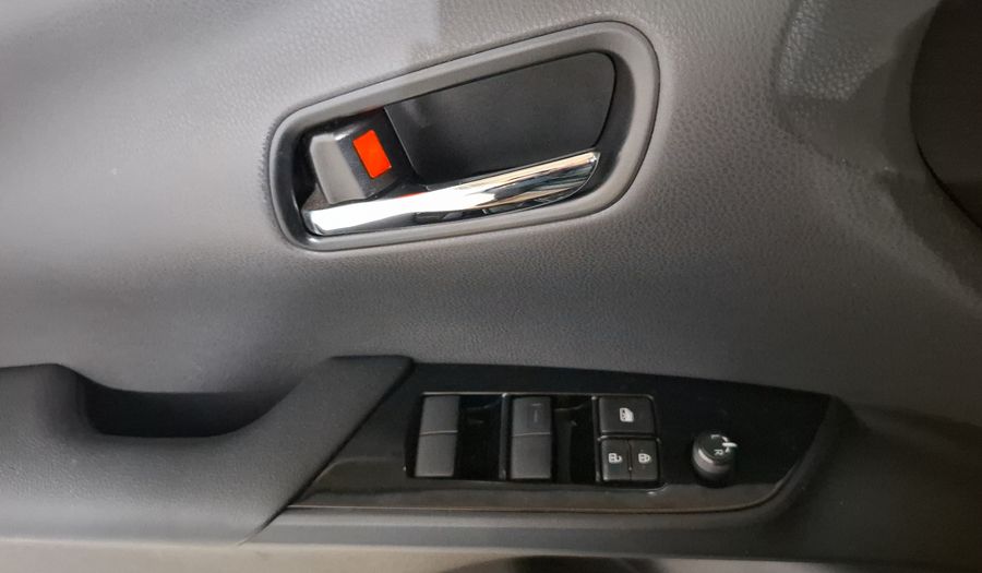 Toyota Prius 1.8 HEV BASE AUTO Hatchback 2021