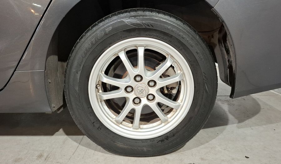 Toyota Prius 1.8 HEV BASE AUTO Hatchback 2021