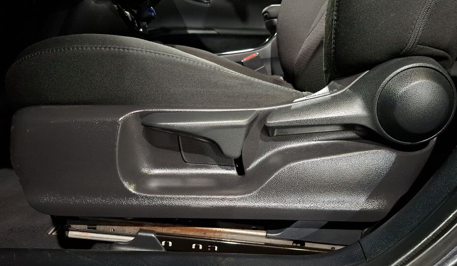 Toyota Prius 1.8 HEV BASE AUTO Hatchback 2021