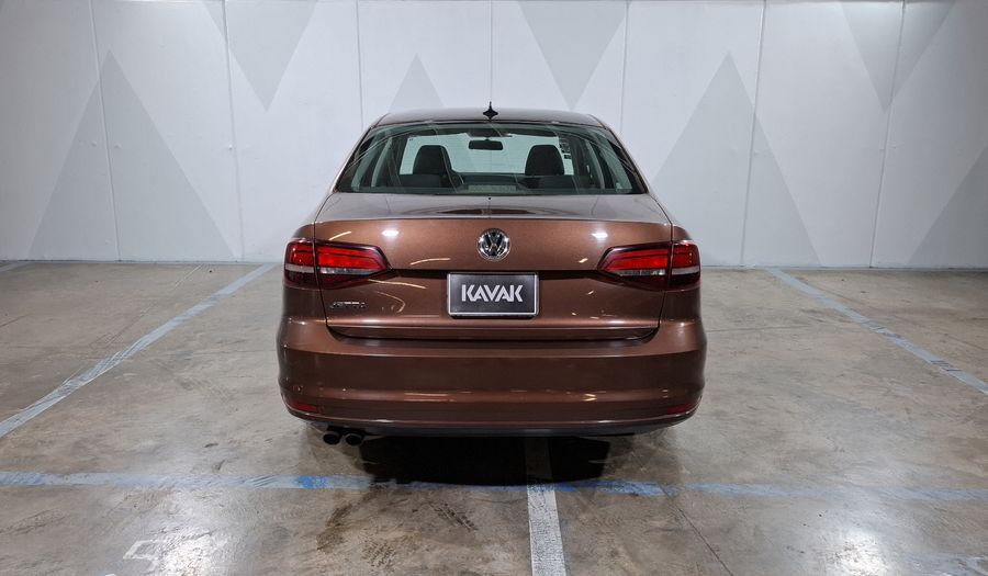 Volkswagen Jetta 2.5 TRENDLINE TIP. Sedan 2016