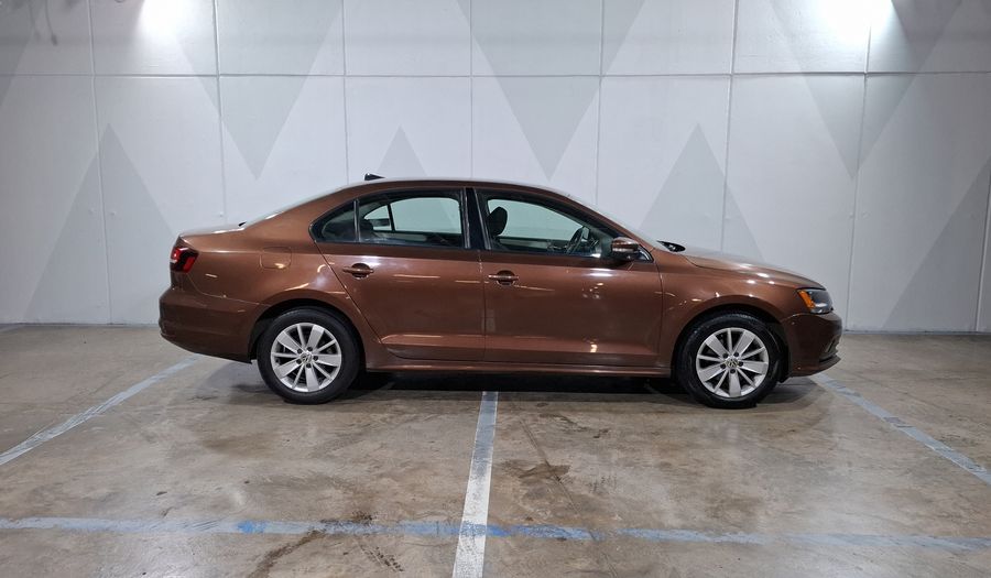 Volkswagen Jetta 2.5 TRENDLINE TIP. Sedan 2016