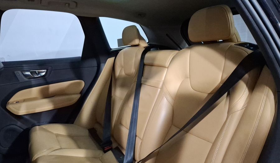 Volvo Xc60 2.0 T6 INSCRIPTION AUTO AWD Suv 2021