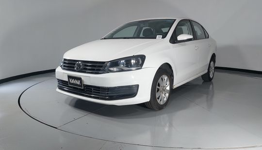 Volkswagen • Vento
