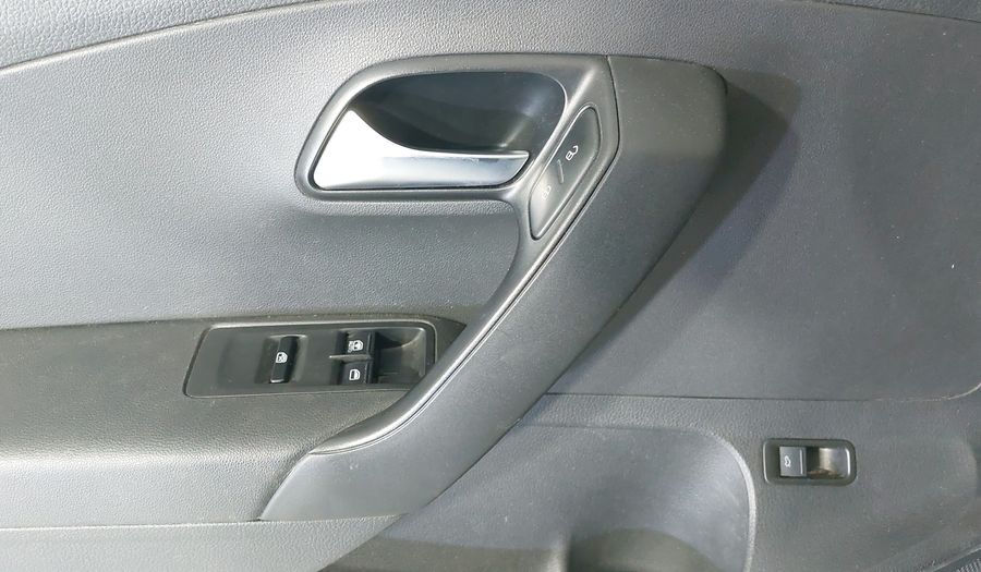 Volkswagen Vento 1.6 COMFORTLINE MT Sedan 2016