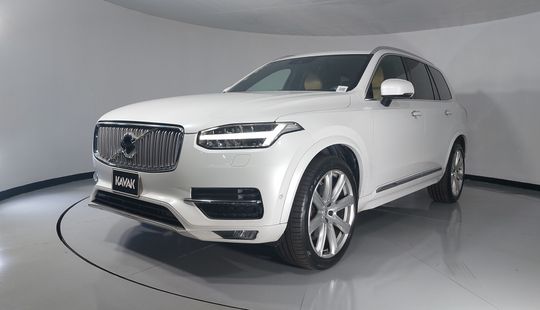 Volvo • XC90