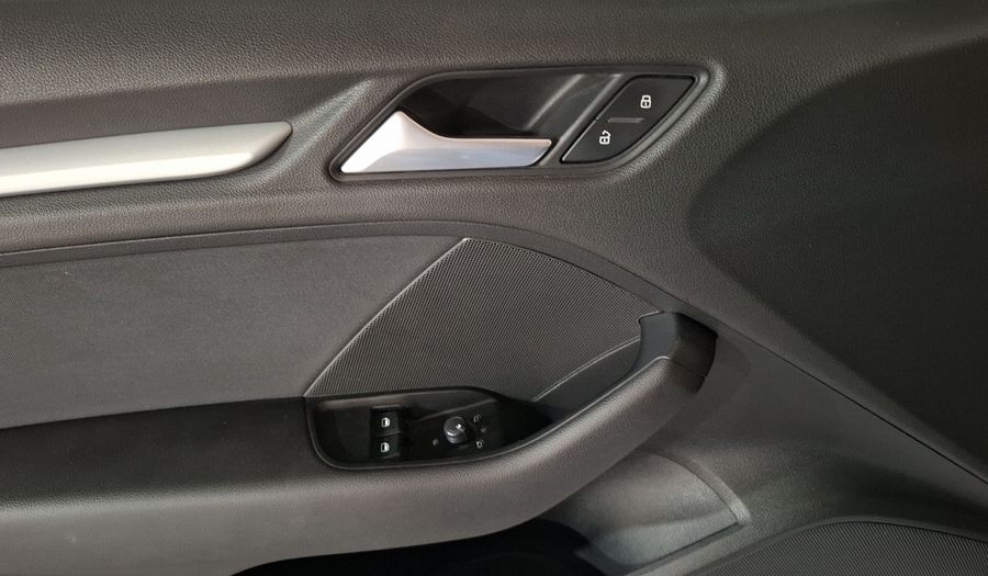 Audi A3 1.4 TFSI AMBIENTE S TRONIC Hatchback 2014