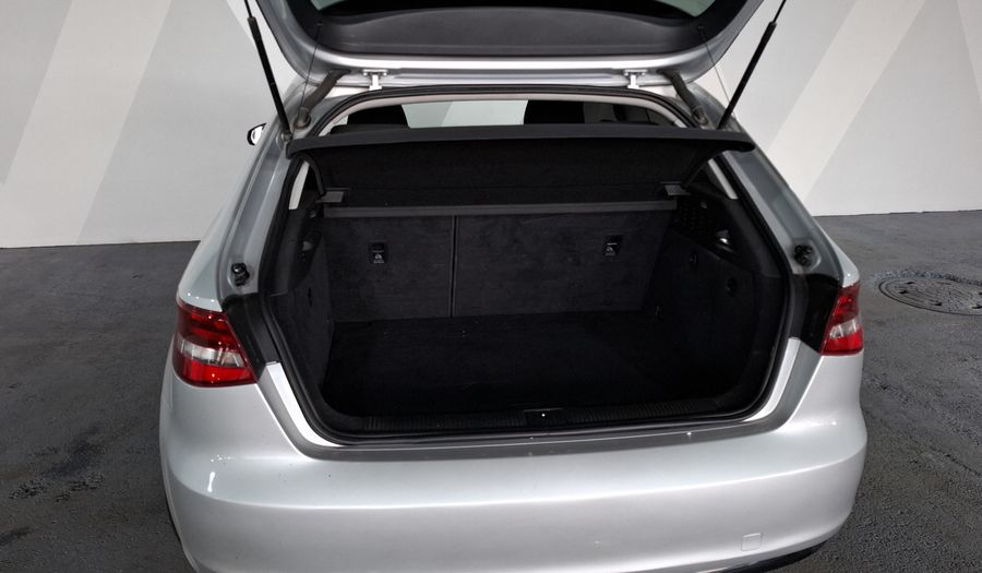 Audi A3 1.4 TFSI AMBIENTE S TRONIC Hatchback 2014