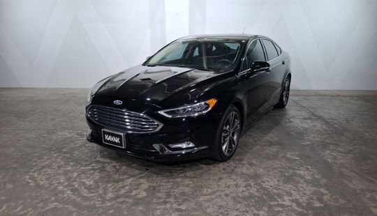 Ford • Fusion