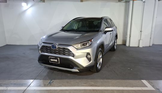 Toyota • RAV4
