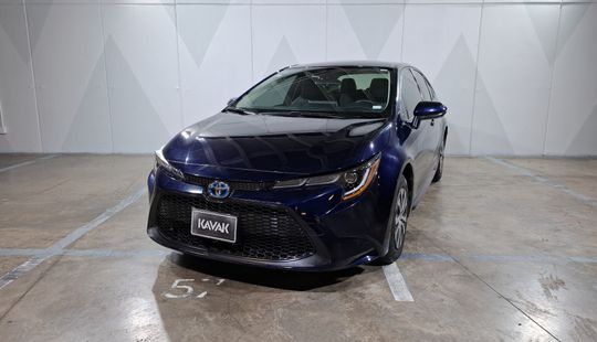 Toyota • Corolla