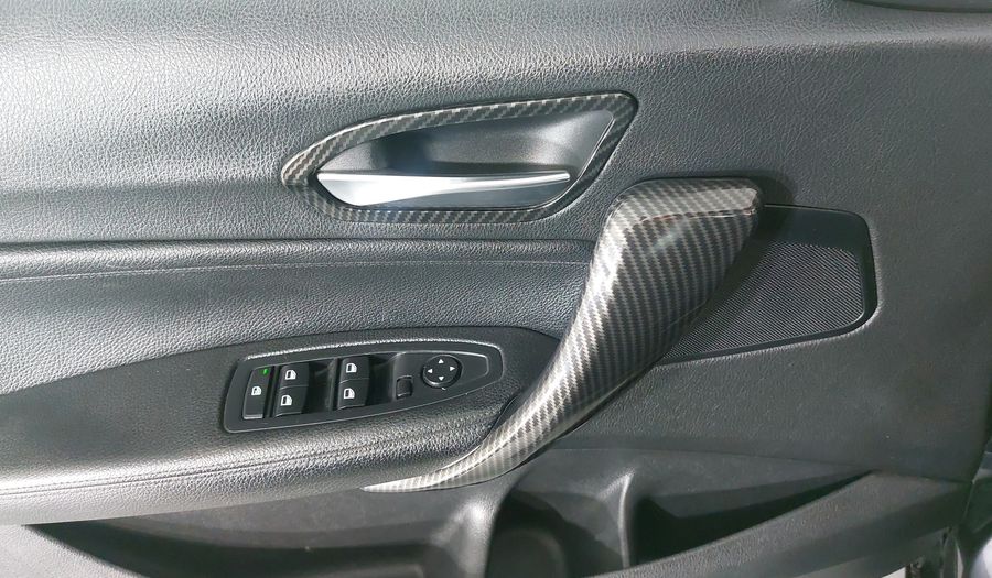 Bmw Serie 1 1.6 120IA Hatchback 2016
