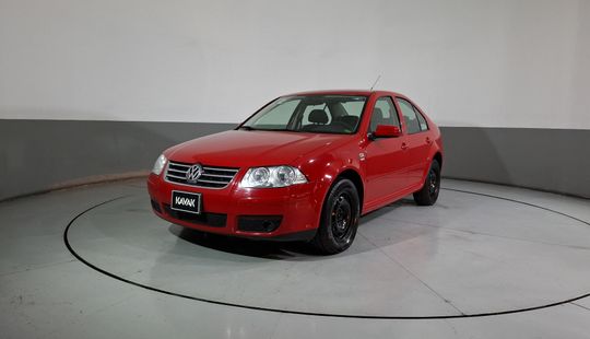 Volkswagen • Jetta Clasico