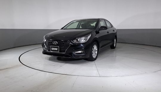 Hyundai • Accent