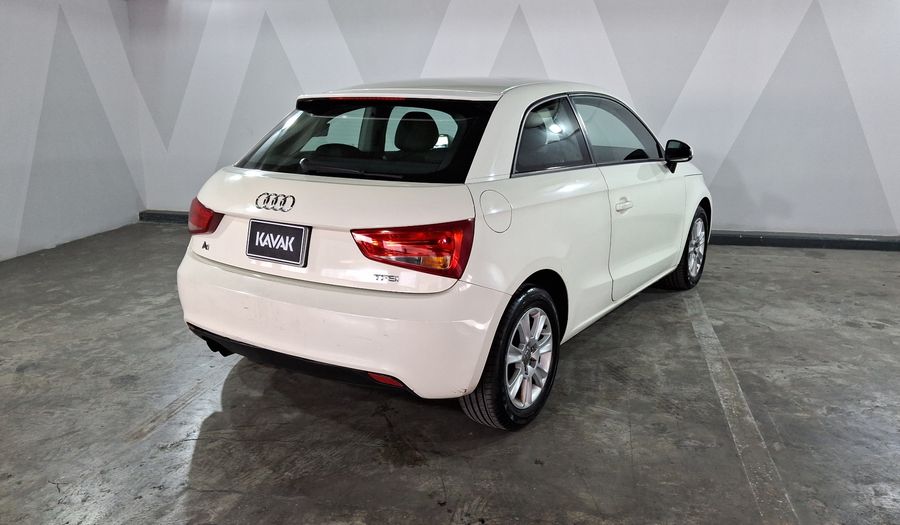 Audi A1 1.4 TFSI COOL S TRONIC Hatchback 2015