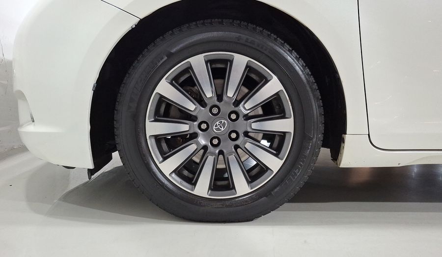 Toyota Sienna 3.5 LIMITED AT Minivan 2017